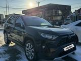 Toyota RAV4 2020 годаfor16 700 000 тг. в Шымкент