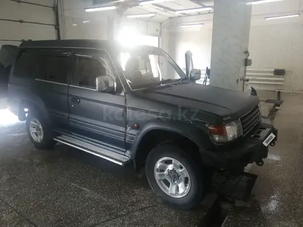 Mitsubishi Pajero 1995 года за 2 700 000 тг. в Семей – фото 3