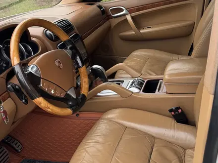 Porsche Cayenne 2004 года за 5 500 000 тг. в Алматы – фото 12
