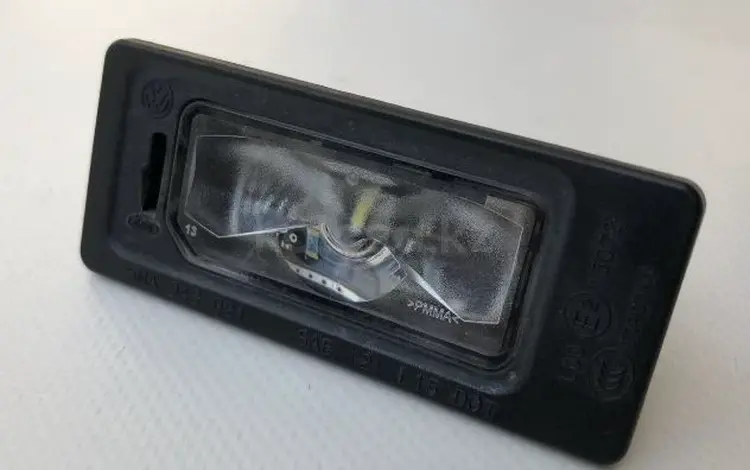 5NA943021 Фонарь подсветки номера VAG за 10 171 тг. в Алматы