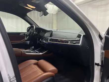 BMW X7 XDrive 40i 2021 года за 43 500 000 тг. в Алматы – фото 6
