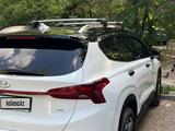 Hyundai Santa Fe 2023 годаfor18 000 000 тг. в Алматы – фото 3