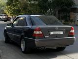 Mercedes-Benz C 220 1996 годаүшін1 800 000 тг. в Актау