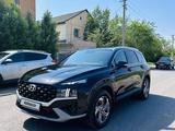 Hyundai Santa Fe 2023 года за 17 750 000 тг. в Астана – фото 2