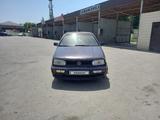 Volkswagen Golf 1993 года за 850 000 тг. в Тараз