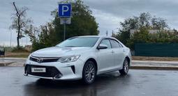 Toyota Camry 2015 года за 9 000 000 тг. в Астана – фото 2