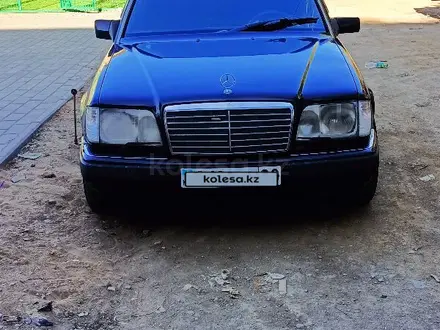 Mercedes-Benz E 280 1994 года за 2 475 909 тг. в Жезказган