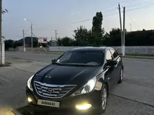Hyundai Sonata, 2010