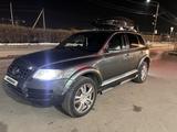 Volkswagen Touareg 2005 года за 6 000 000 тг. в Алматы