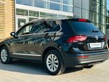Volkswagen Tiguan 2017 года за 9 950 000 тг. в Костанай – фото 2