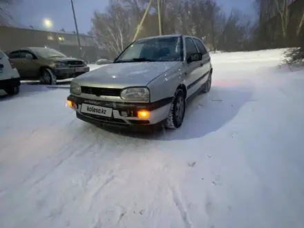 Volkswagen Golf 1993 года за 1 750 000 тг. в Караганда – фото 3