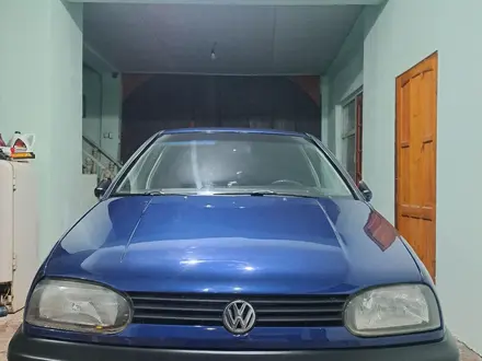 Volkswagen Golf 1993 года за 1 300 000 тг. в Шымкент