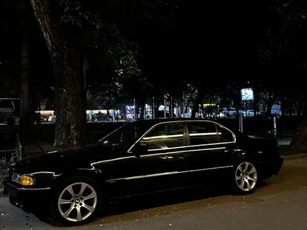 BMW 730 1994 года за 2 700 000 тг. в Алматы – фото 4