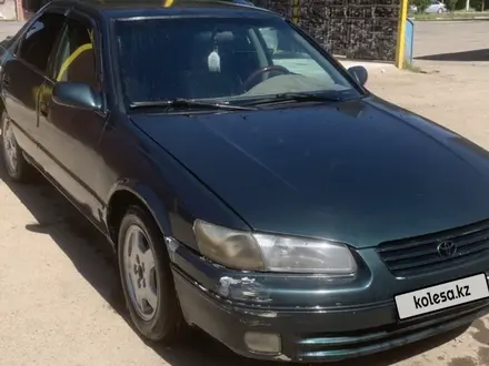 Toyota Camry 1998 года за 2 200 000 тг. в Алматы – фото 3