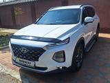 Hyundai Santa Fe 2019 годаfor13 500 000 тг. в Шымкент