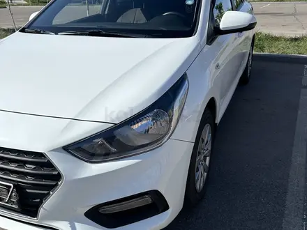 Hyundai Accent 2019 года за 6 700 000 тг. в Астана – фото 2