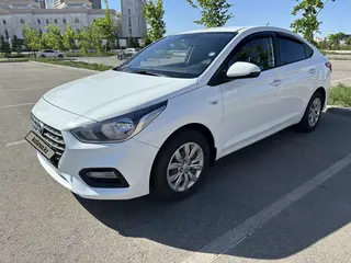 Hyundai Accent