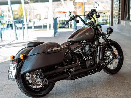 Harley-Davidson  Street Bob 2018 года за 11 500 000 тг. в Алматы – фото 45