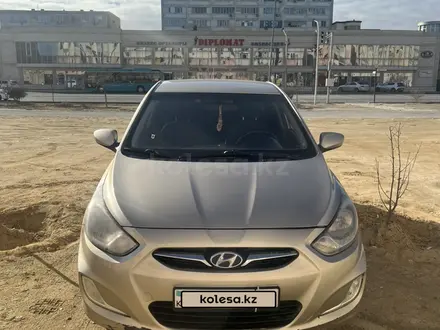 Hyundai Solaris 2012 года за 4 200 000 тг. в Актау