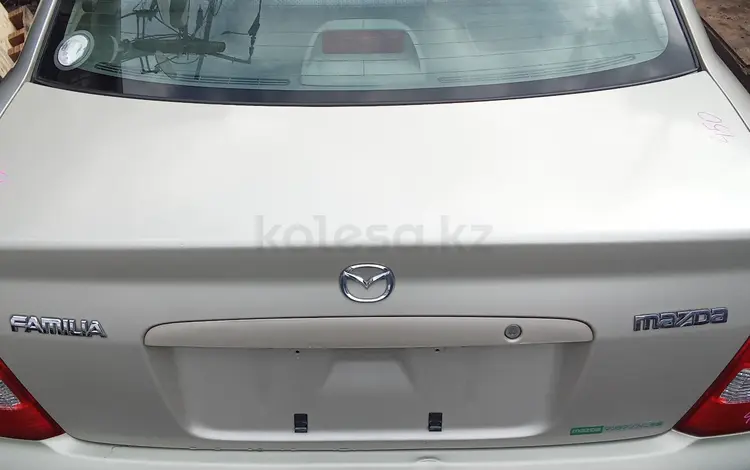 Крышка багажника Mazda 323 за 35 000 тг. в Усть-Каменогорск