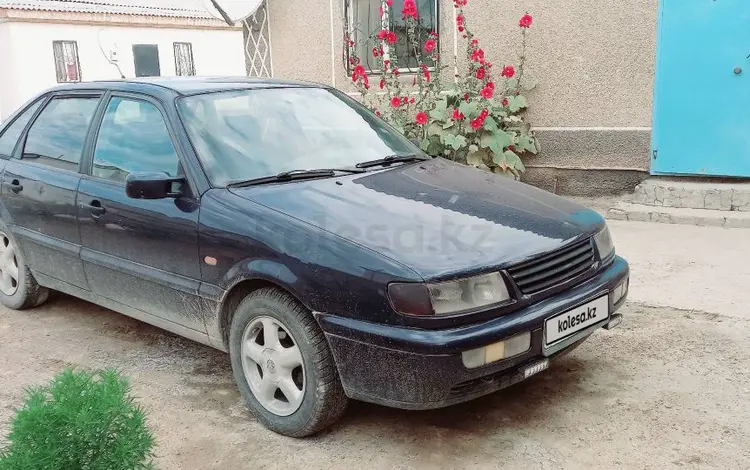 Volkswagen Passat 1994 года за 1 000 000 тг. в Актау