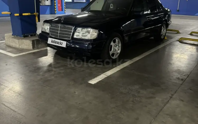 Mercedes-Benz E 280 1995 года за 2 900 000 тг. в Шымкент