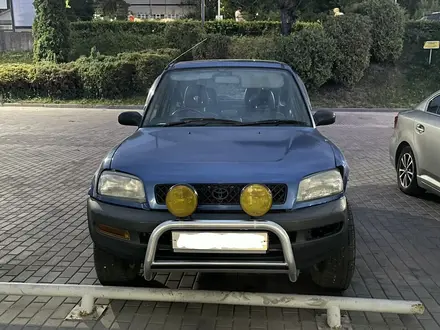 Toyota RAV4 1996 года за 4 000 000 тг. в Алматы