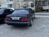 Mercedes-Benz E 230 1996 года за 2 100 000 тг. в Жаркент – фото 4