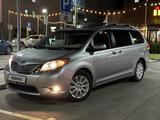Toyota Sienna 2012 года за 13 500 000 тг. в Алматы