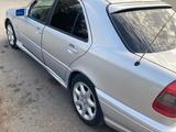 Mercedes-Benz C 200 1994 года за 2 500 000 тг. в Алматы – фото 3