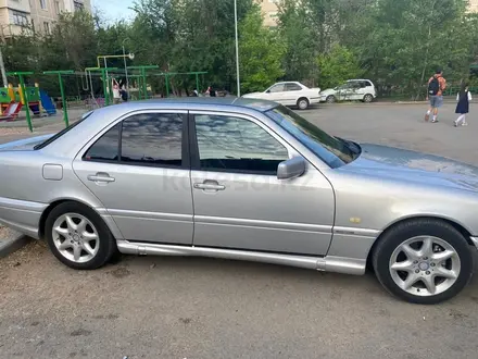 Mercedes-Benz C 200 1994 года за 2 300 000 тг. в Алматы – фото 5
