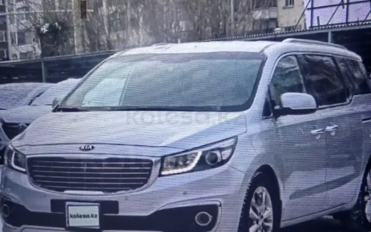 Kia Carnival 2015 года за 6 850 000 тг. в Караганда