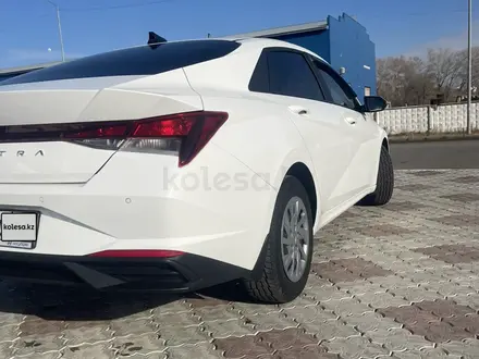 Hyundai Elantra 2021 года за 9 000 000 тг. в Астана – фото 3