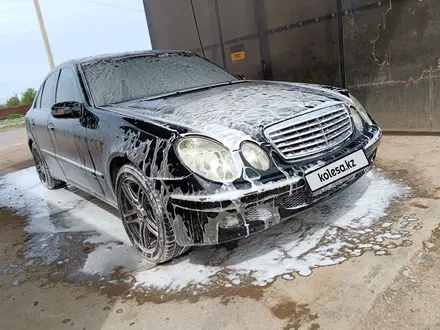 Mercedes-Benz E 200 2004 года за 5 050 000 тг. в Караганда – фото 3