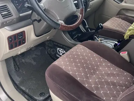 Toyota Land Cruiser Prado 2006 года за 8 300 000 тг. в Атырау – фото 4