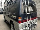 Mitsubishi Delica 1993 годаүшін3 250 000 тг. в Алматы – фото 2