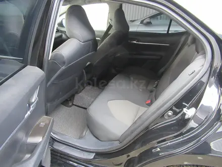 Toyota Camry 2021 года за 10 186 000 тг. в Алматы – фото 9