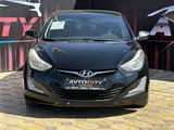 Hyundai Elantra 2014 годаfor6 650 000 тг. в Атырау – фото 2