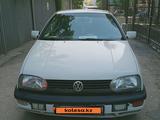 Volkswagen Golf 1993 годаүшін1 650 000 тг. в Алматы
