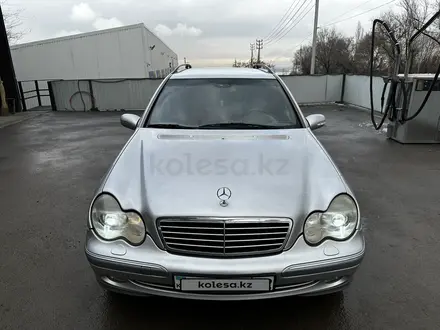 Mercedes-Benz C 220 2001 года за 3 500 000 тг. в Алматы – фото 8