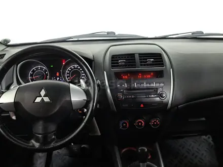 Mitsubishi ASX 2011 года за 5 300 000 тг. в Астана – фото 14