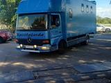 Mercedes-Benz  Atego 1999 годаүшін13 000 000 тг. в Астана