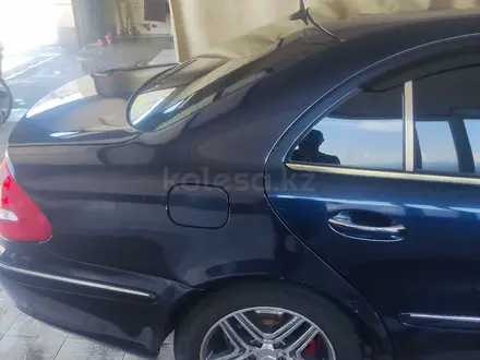 Mercedes-Benz E 320 2003 года за 5 500 000 тг. в Костанай – фото 11