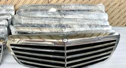Решетка радиатора Mercedes W211 W221 W222 Мерседес 211, 221, 222 за 65 000 тг. в Шымкент – фото 3