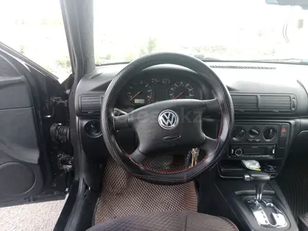 Volkswagen Passat 1999 года за 1 800 000 тг. в Караганда – фото 11