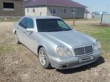 Mercedes-Benz E 200 1996 года за 2 800 000 тг. в Уральск – фото 4