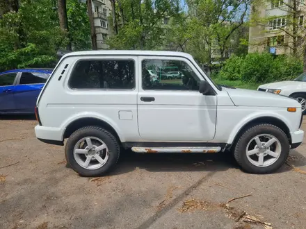 ВАЗ (Lada) Lada 2121 2016 года за 3 200 000 тг. в Алматы – фото 5