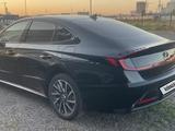 Hyundai Sonata 2020 года за 10 000 000 тг. в Астана – фото 3