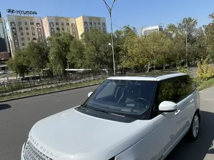 Land Rover Range Rover 2015 года за 32 800 000 тг. в Алматы – фото 31