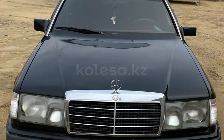 Mercedes-Benz E 220 1992 годаүшін1 600 000 тг. в Актау